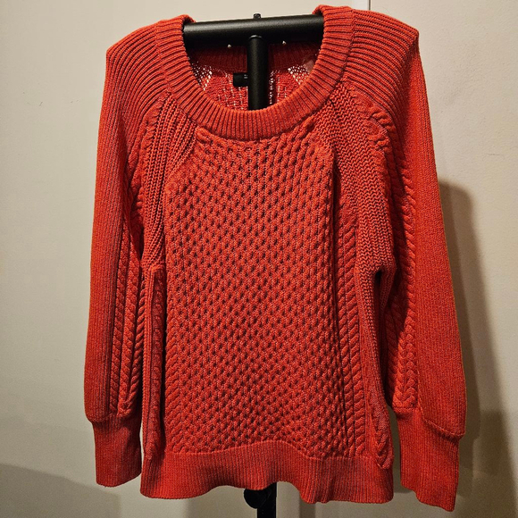 T Tahari Sweaters - T Tahari Women's Reddish-Orange Cable Knit Pullover Sweater XL